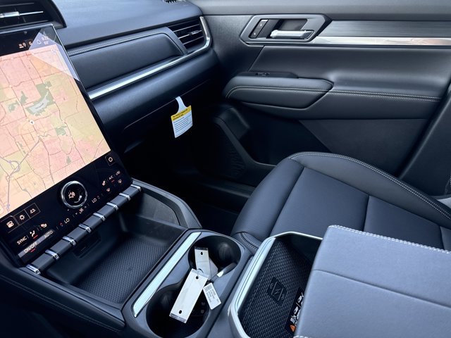 New 2026 GMC Terrain Elevation w/ Elevation Premium Package AWD/4WD image 22