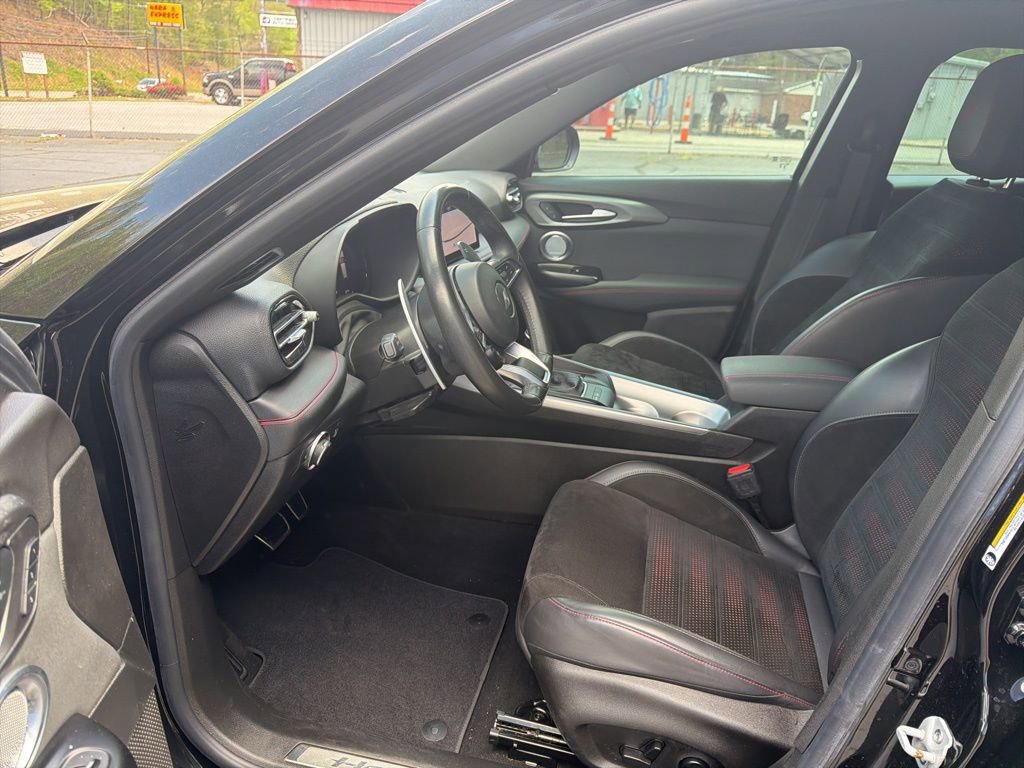 Used 2024 Dodge Hornet R/T Plus AWD/4WD image 9