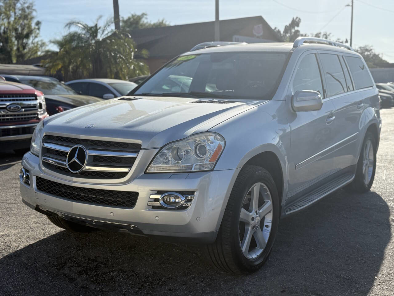 Used 2009 Mercedes-Benz GL 450 4MATIC image 2
