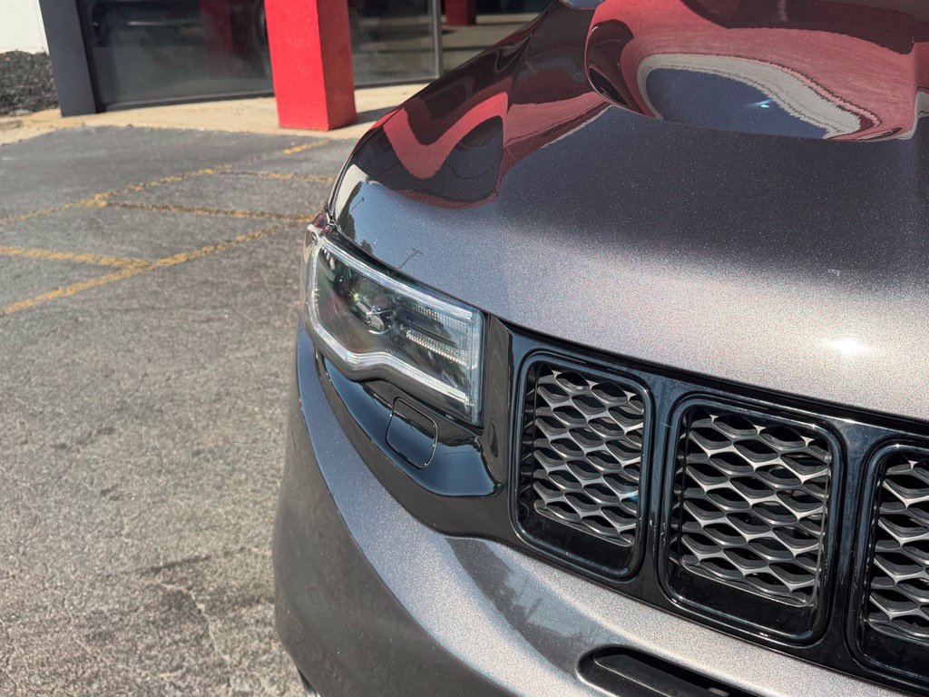 Used 2020 Jeep Grand Cherokee SRT AWD/4WD image 6