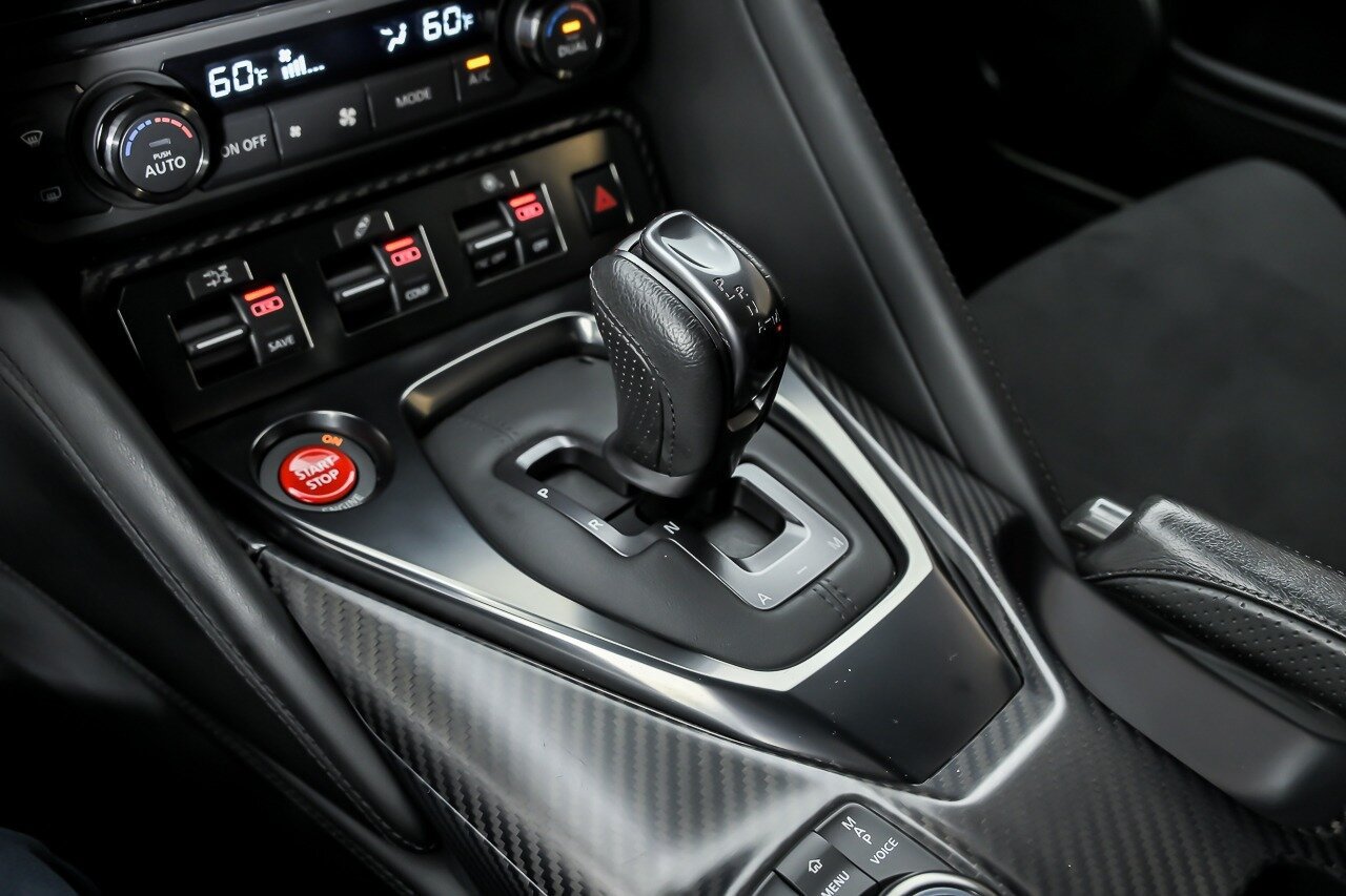Used 2019 Nissan GT-R Premium AWD/4WD image 35