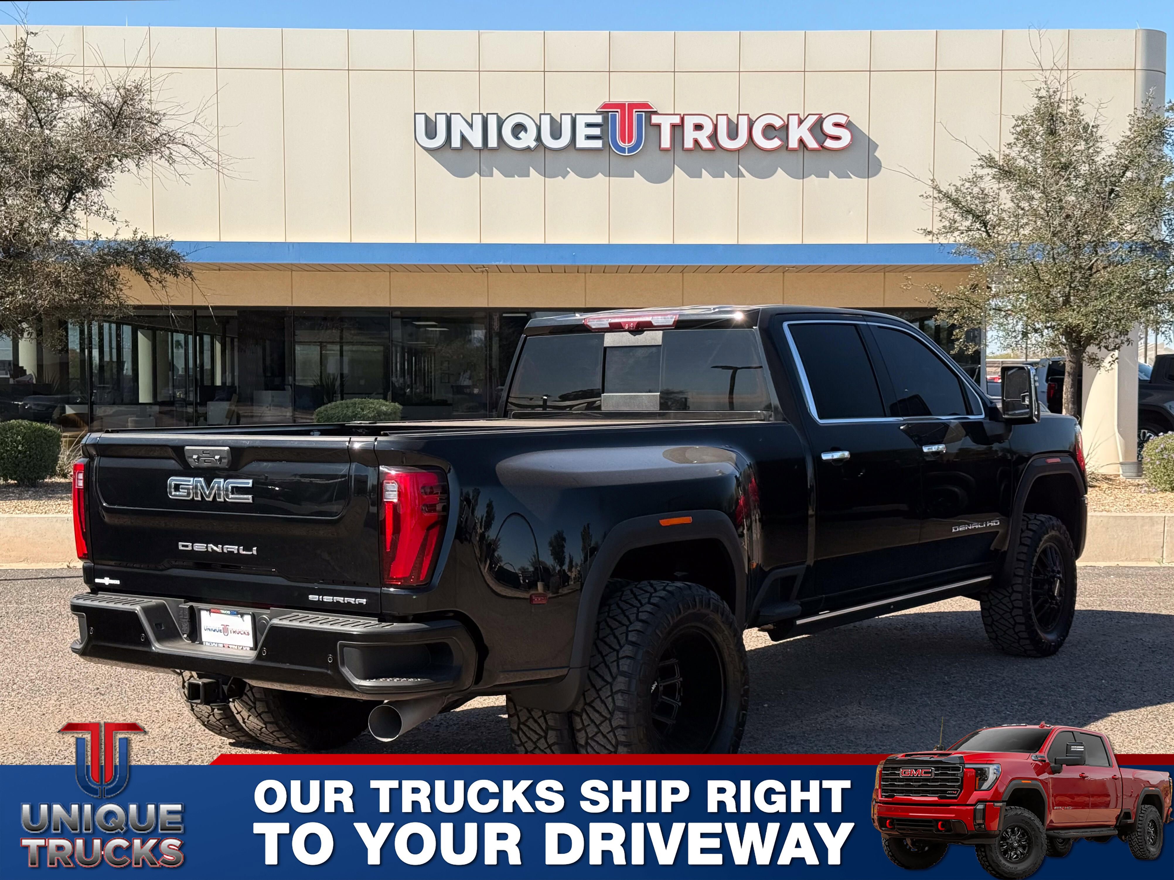 Used 2024 GMC Sierra 3500 Denali Ultimate image 5