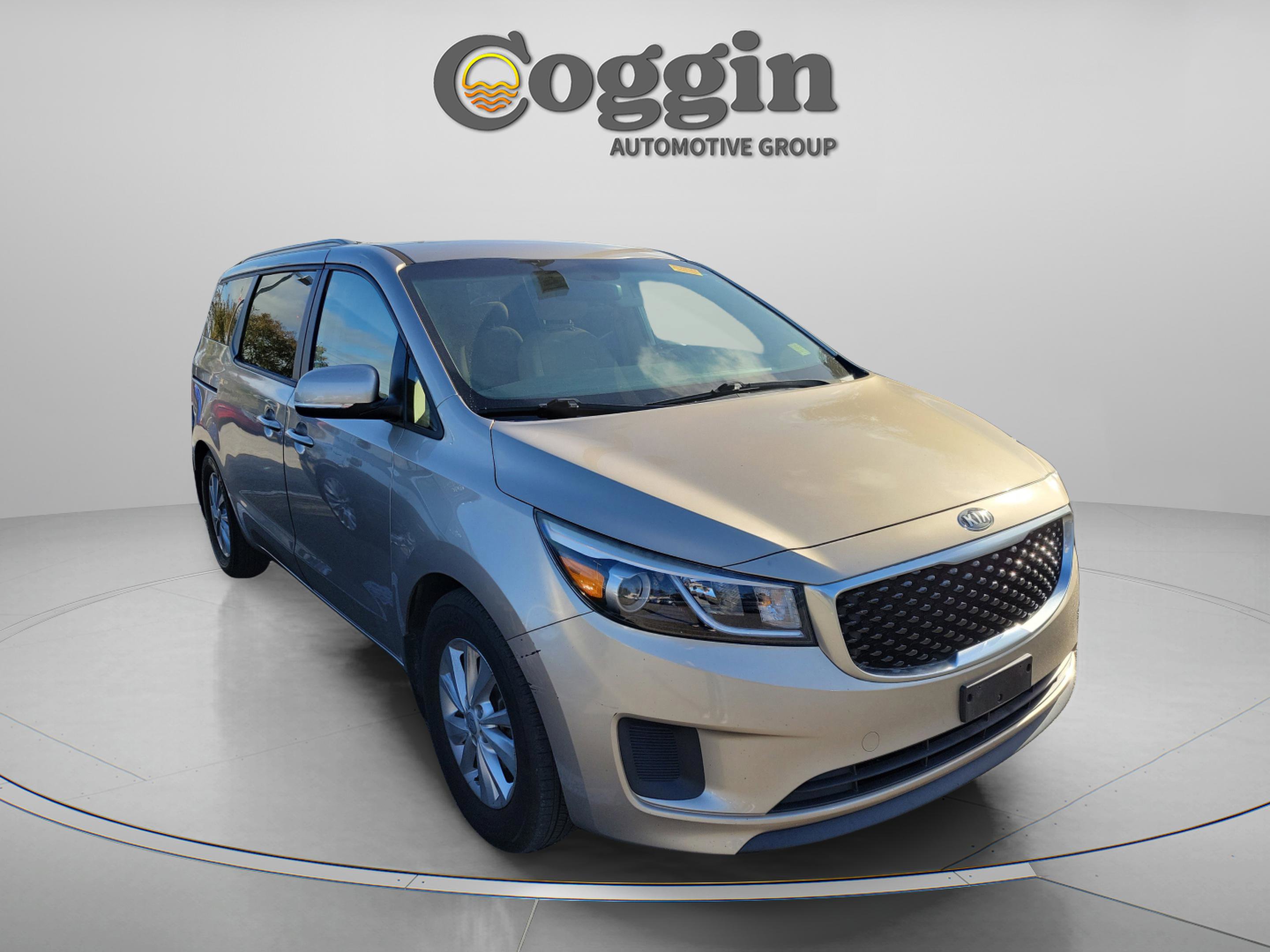 Used 2016 Kia Sedona LX w/ LX Convenience Package image 5