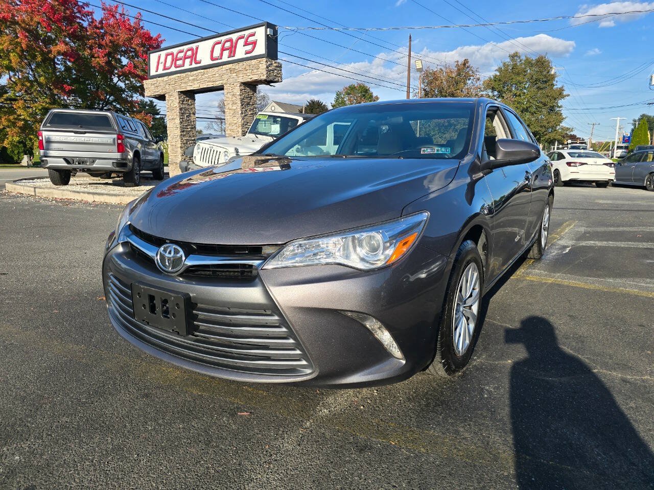 Used 2016 Toyota Camry LE FWD image 7