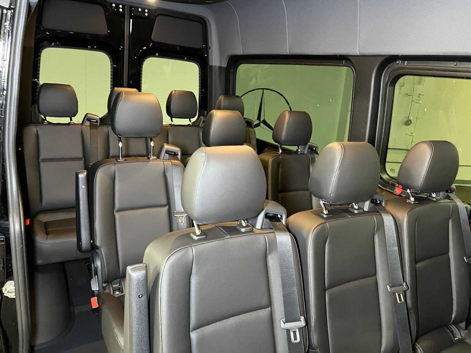 Used 2025 Mercedes-Benz Sprinter 2500 image 14