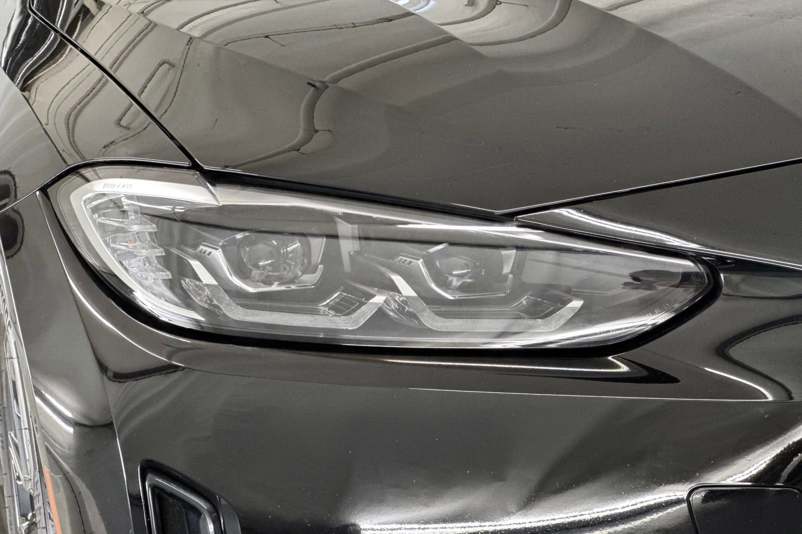 Used 2023 BMW i4 eDrive35 image 10