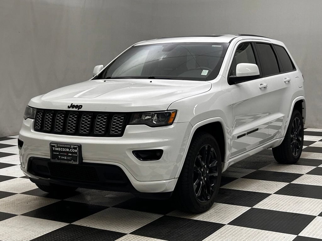 Certified 2020 Jeep Grand Cherokee Altitude AWD/4WD image 4