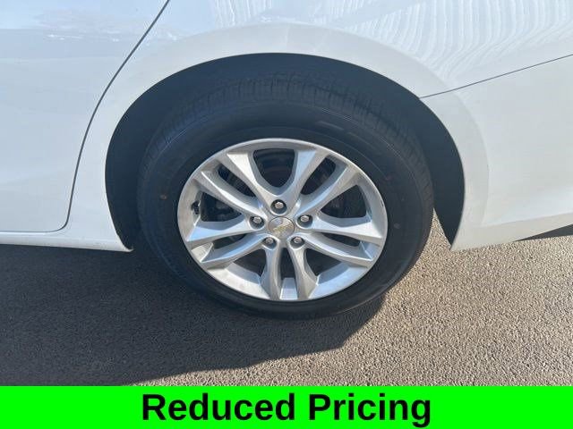 Used 2018 Chevrolet Malibu LT image 45