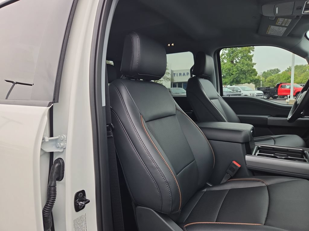 New 2027 Ford F250 Lariat w/ Black Appearance Package AWD/4WD image 20