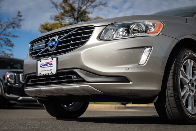 Used 2015 Volvo XC60 T5 AWD/4WD image 11