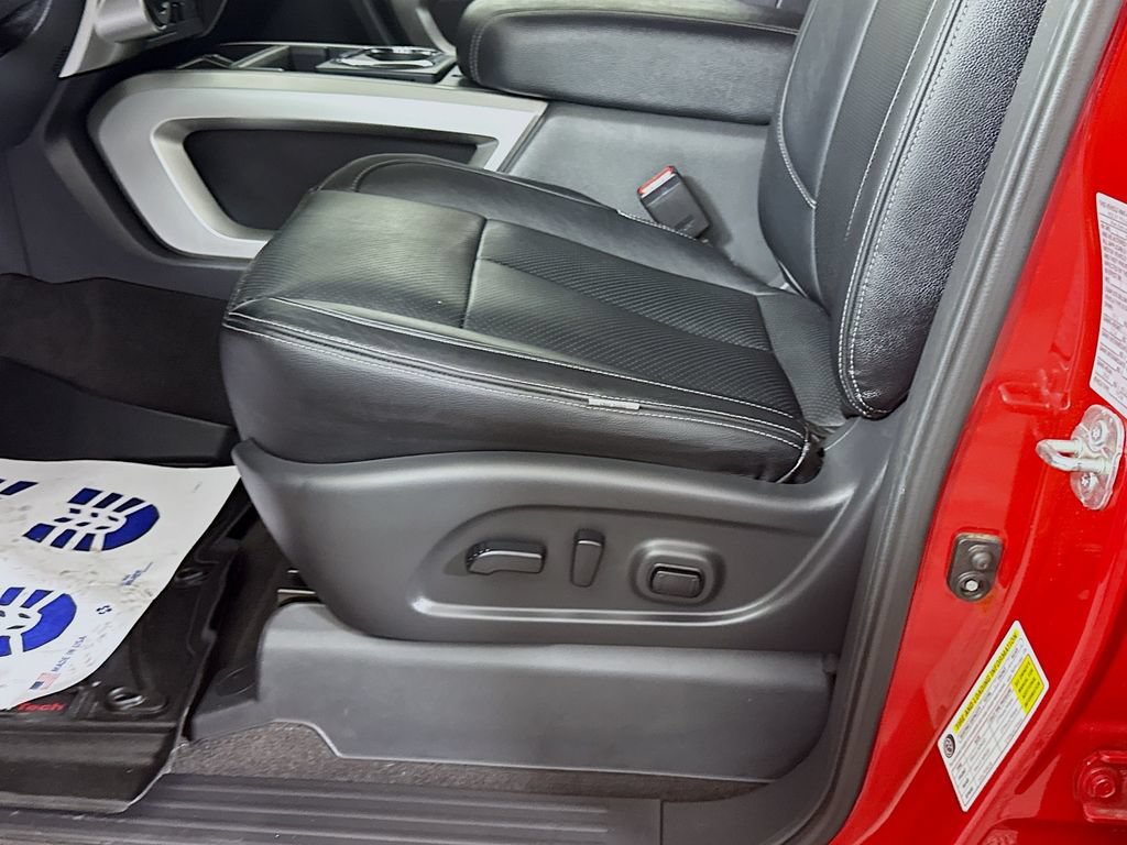 Certified 2021 Nissan Titan SV w/ SV Convenience Package AWD/4WD image 25