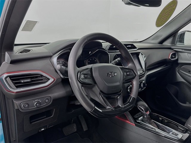 Used 2021 Chevrolet TrailBlazer RS w/ Technology Package image 9