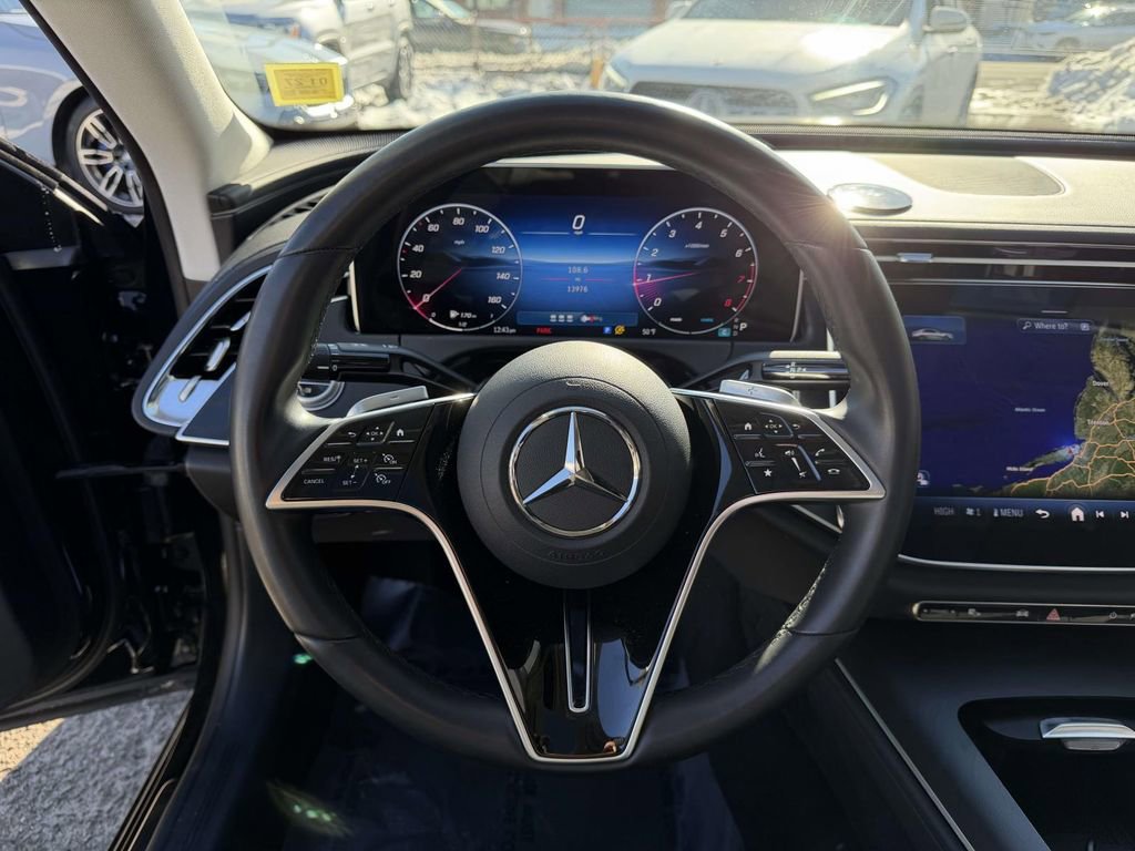 Used 2024 Mercedes-Benz E 350 4MATIC Sedan image 26