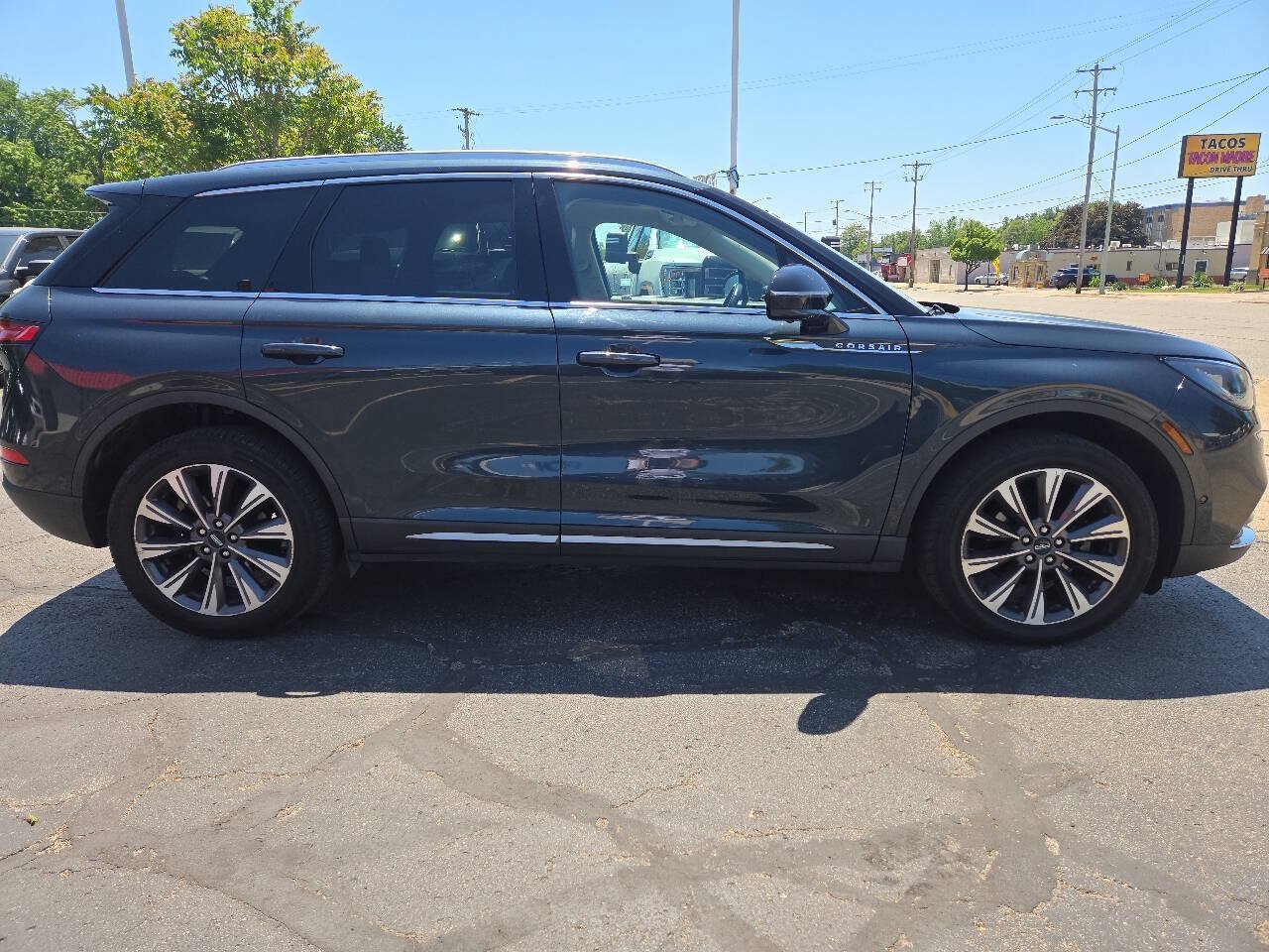 Used 2021 Lincoln Corsair Reserve w/ Equipment Group 201A AWD/4WD image 5