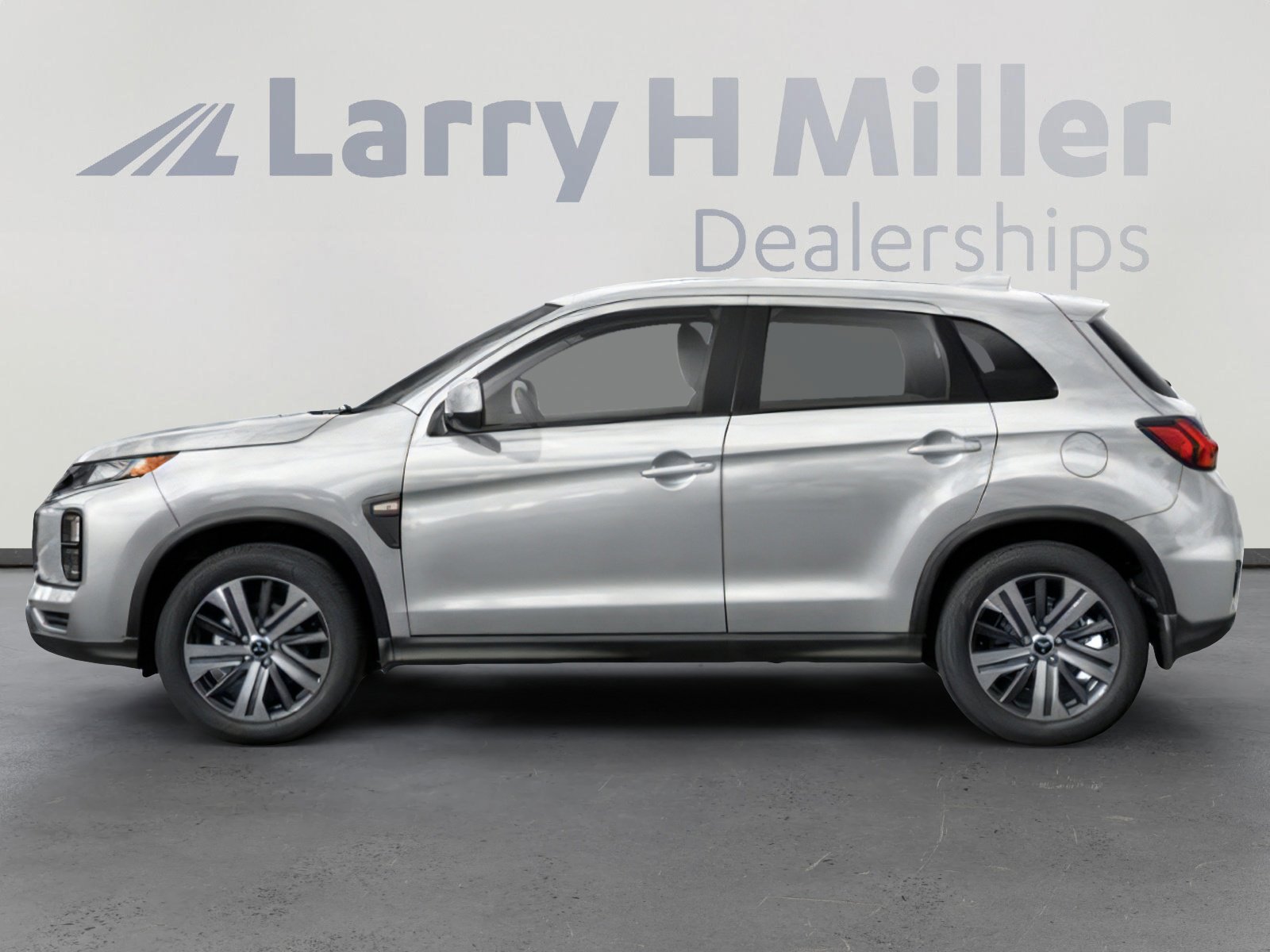Used 2025 Mitsubishi Outlander Sport ES image 3