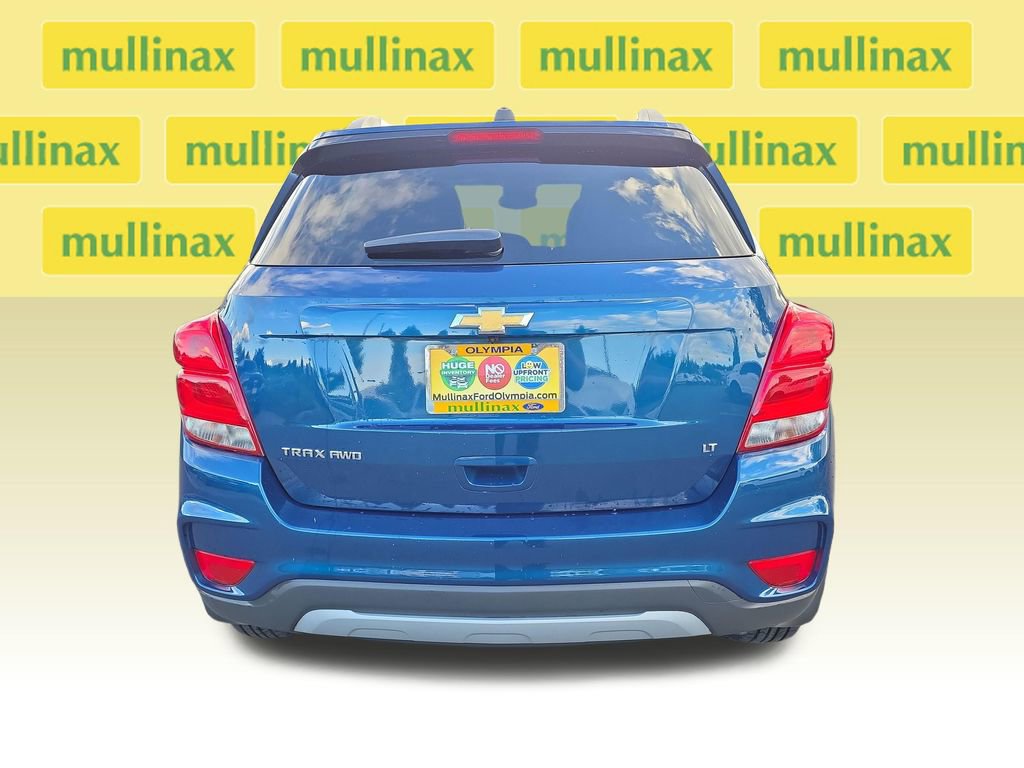 Used 2020 Chevrolet Trax LT w/ LT Convenience Package AWD/4WD image 31