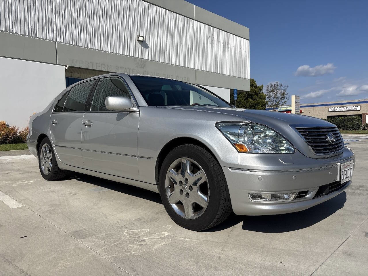 Used 2004 Lexus LS 430 image 3