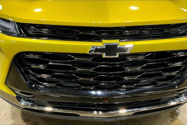 Certified 2024 Chevrolet Trax ACTIV w/ Sunroof Package FWD image 31