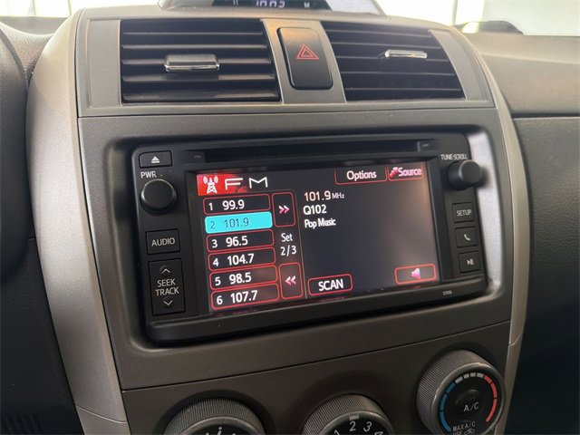 Used 2013 Toyota Corolla S image 22