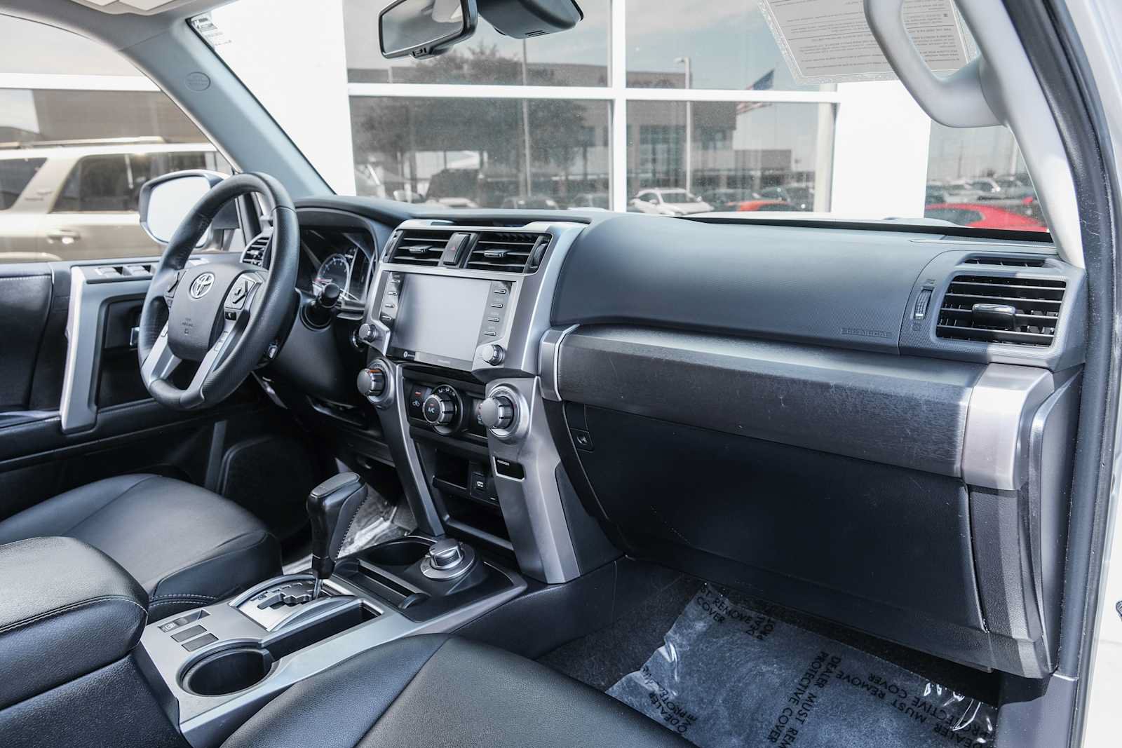 Used 2022 Toyota 4Runner TRD Sport AWD/4WD image 27
