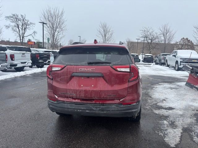 Used 2023 GMC Terrain SLT w/ Elevation Edition image 6