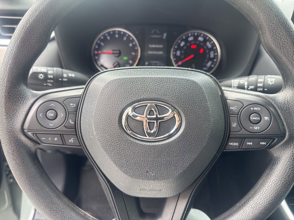 Certified 2021 Toyota RAV4 XLE image 8