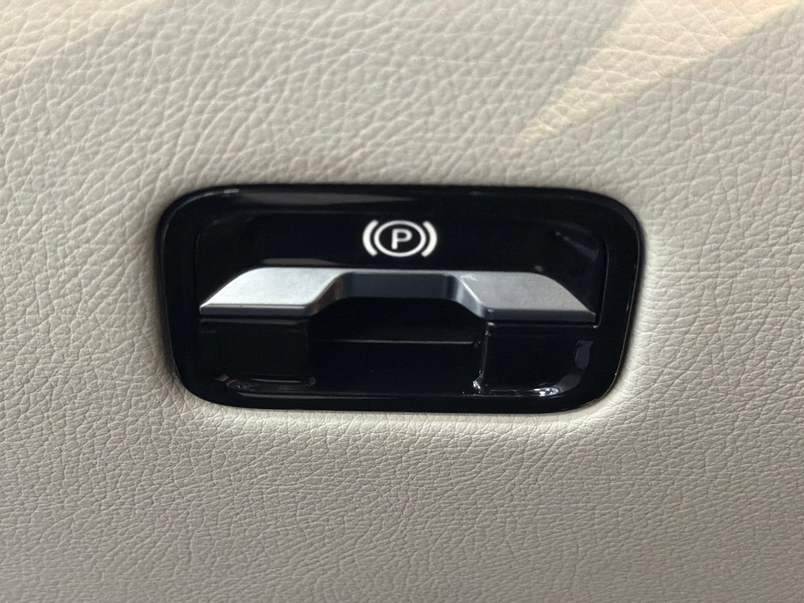 Used 2023 Mercedes-Benz S 580 4MATIC Sedan image 31