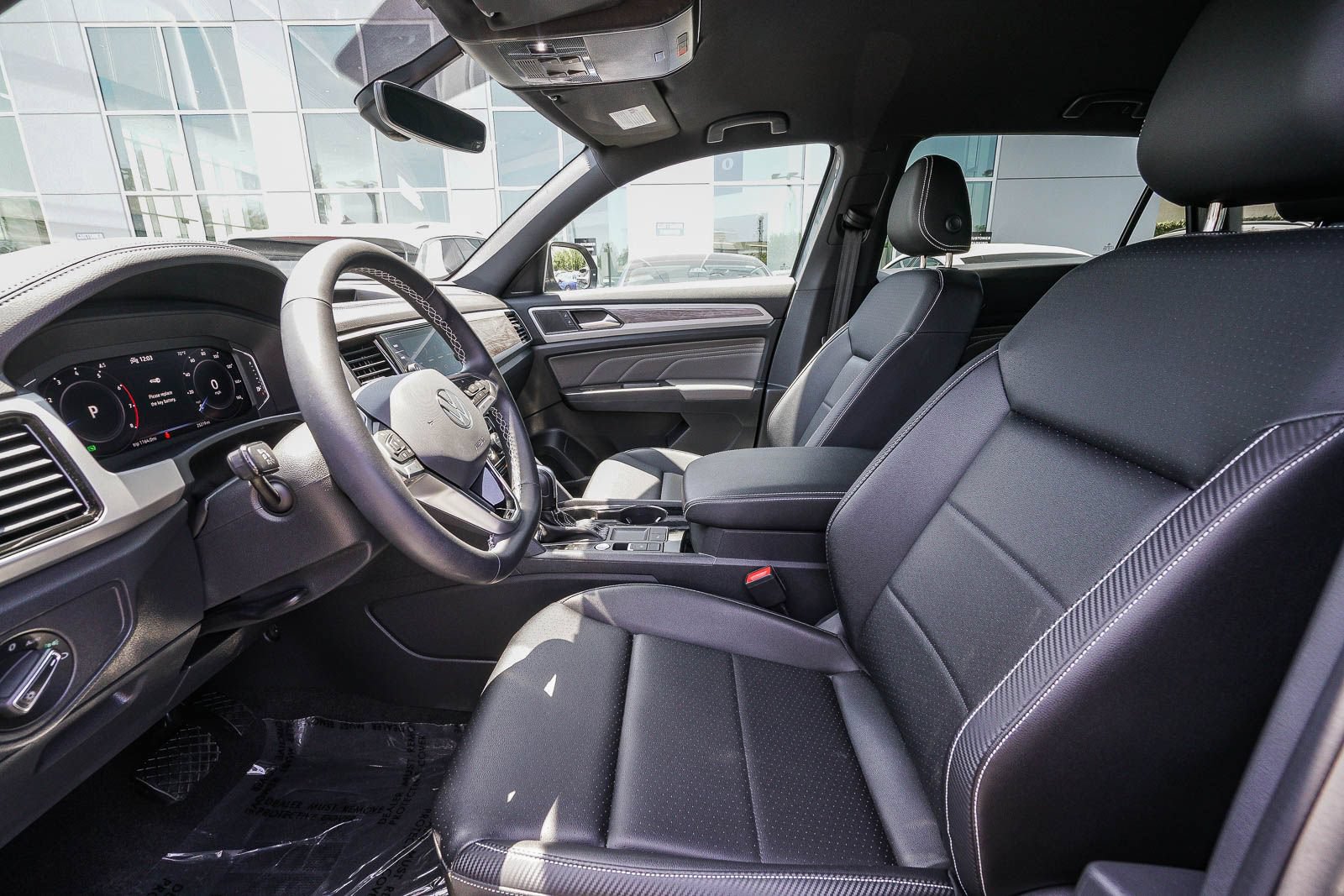 Certified 2023 Volkswagen Atlas Cross Sport SE FWD image 18