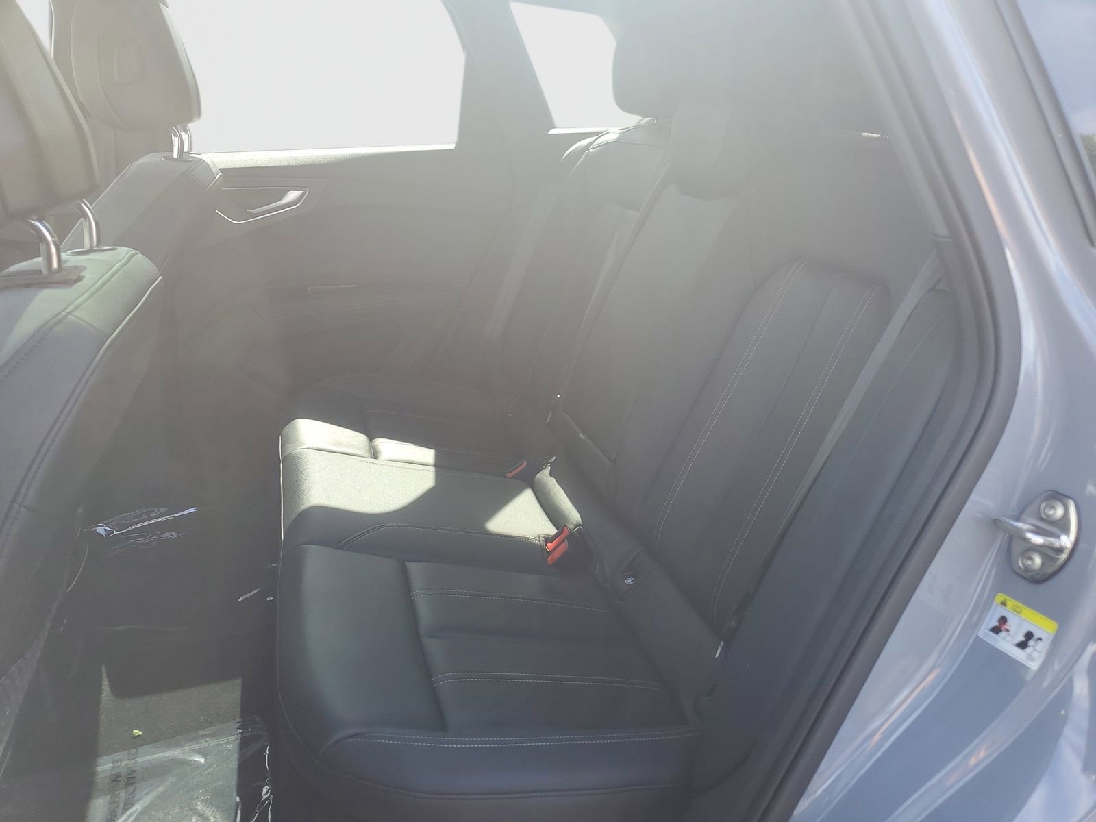 Used 2024 Audi Q4 e-tron Prestige AWD/4WD image 14