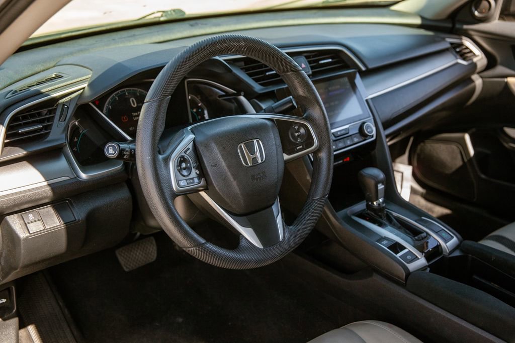 Used 2018 Honda Civic EX image 10