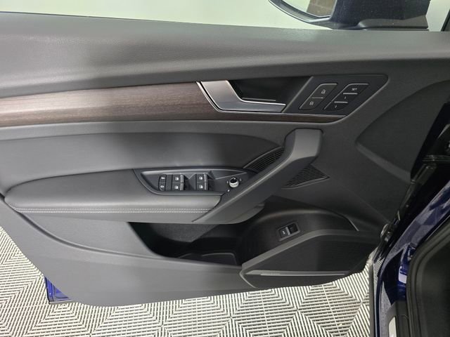 Used 2022 Audi Q5 2.0T Premium Plus w/ Premium Plus Package image 25