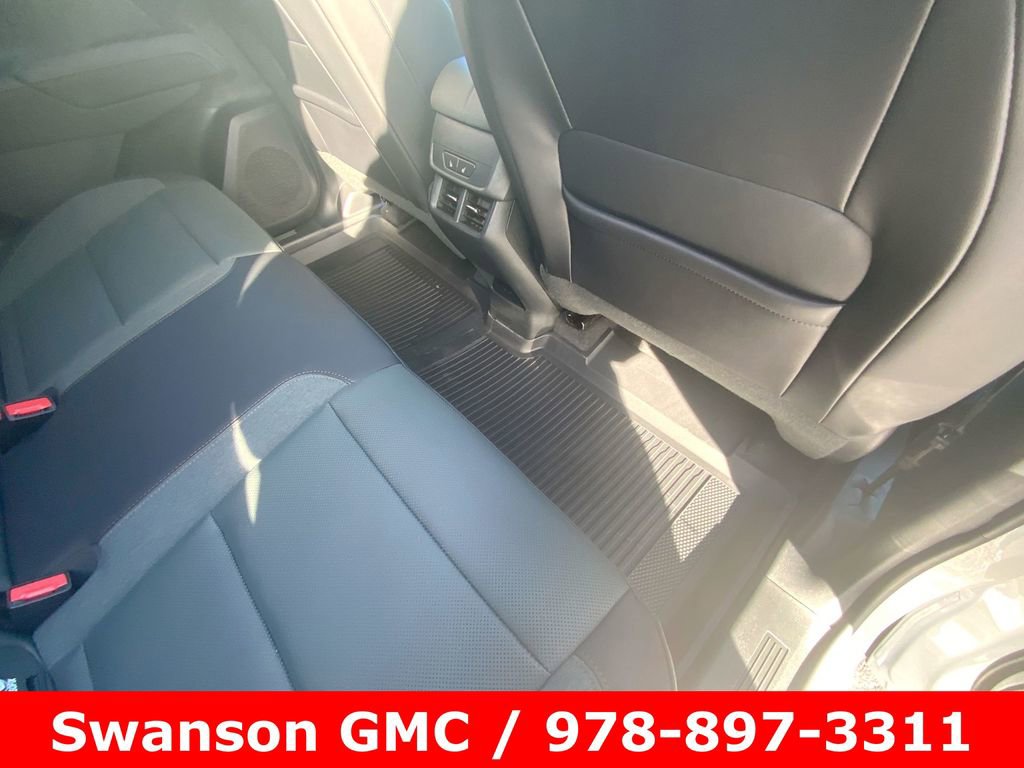 New 2026 GMC Terrain AT4 w/ Convenience Package III image 30