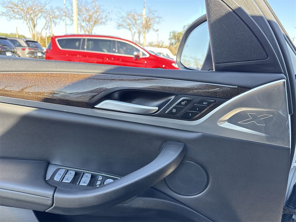 Used 2024 BMW X3 sDrive30i w/ Convenience Package image 11