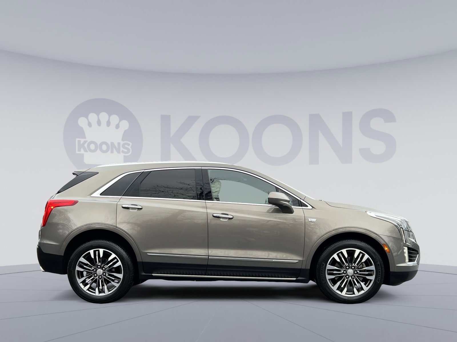 Used 2018 Cadillac XT5 Premium Luxury image 7