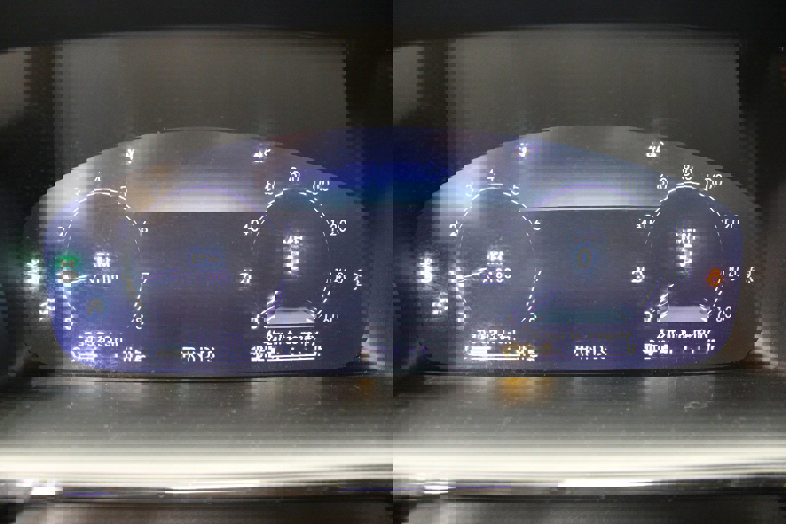 Used 2022 Lincoln Nautilus Reserve image 20