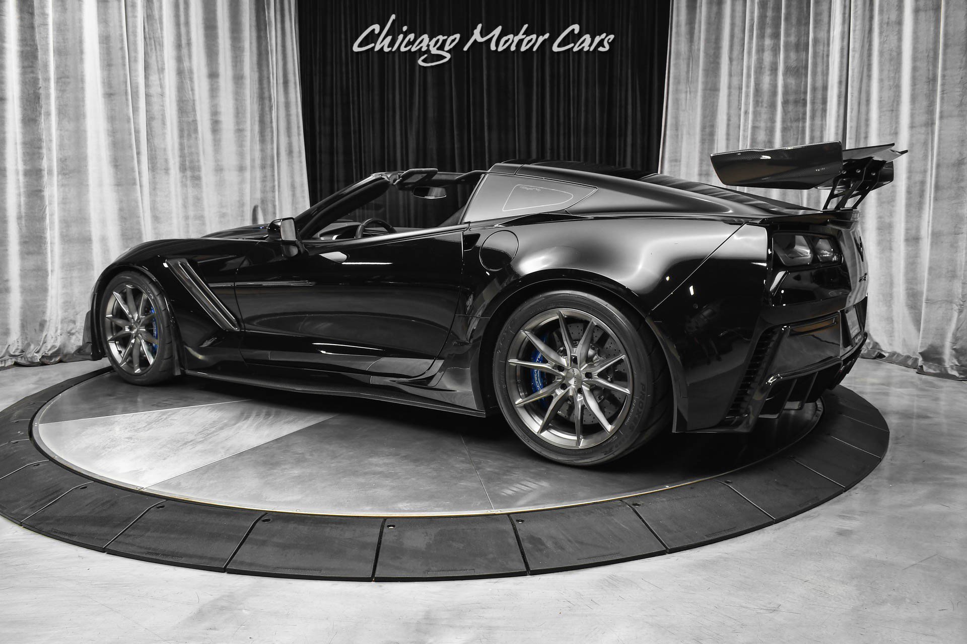 Used 2019 Chevrolet Corvette ZR1 RWD image 3