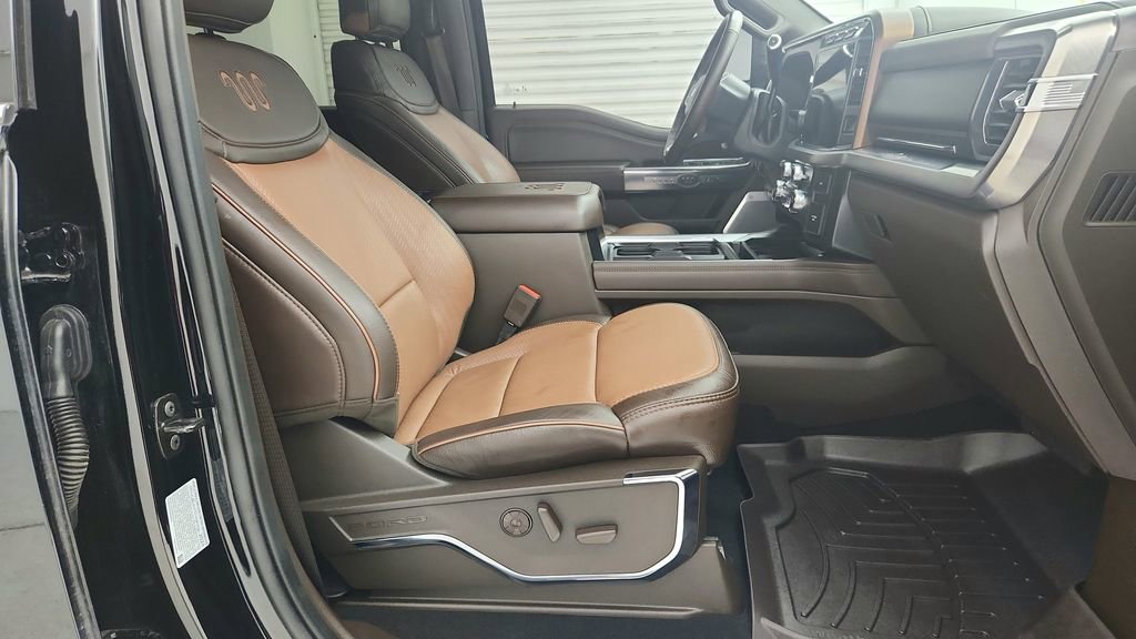 Used 2024 Ford F350 King Ranch w/ FX4 Off-Road Package AWD/4WD image 25