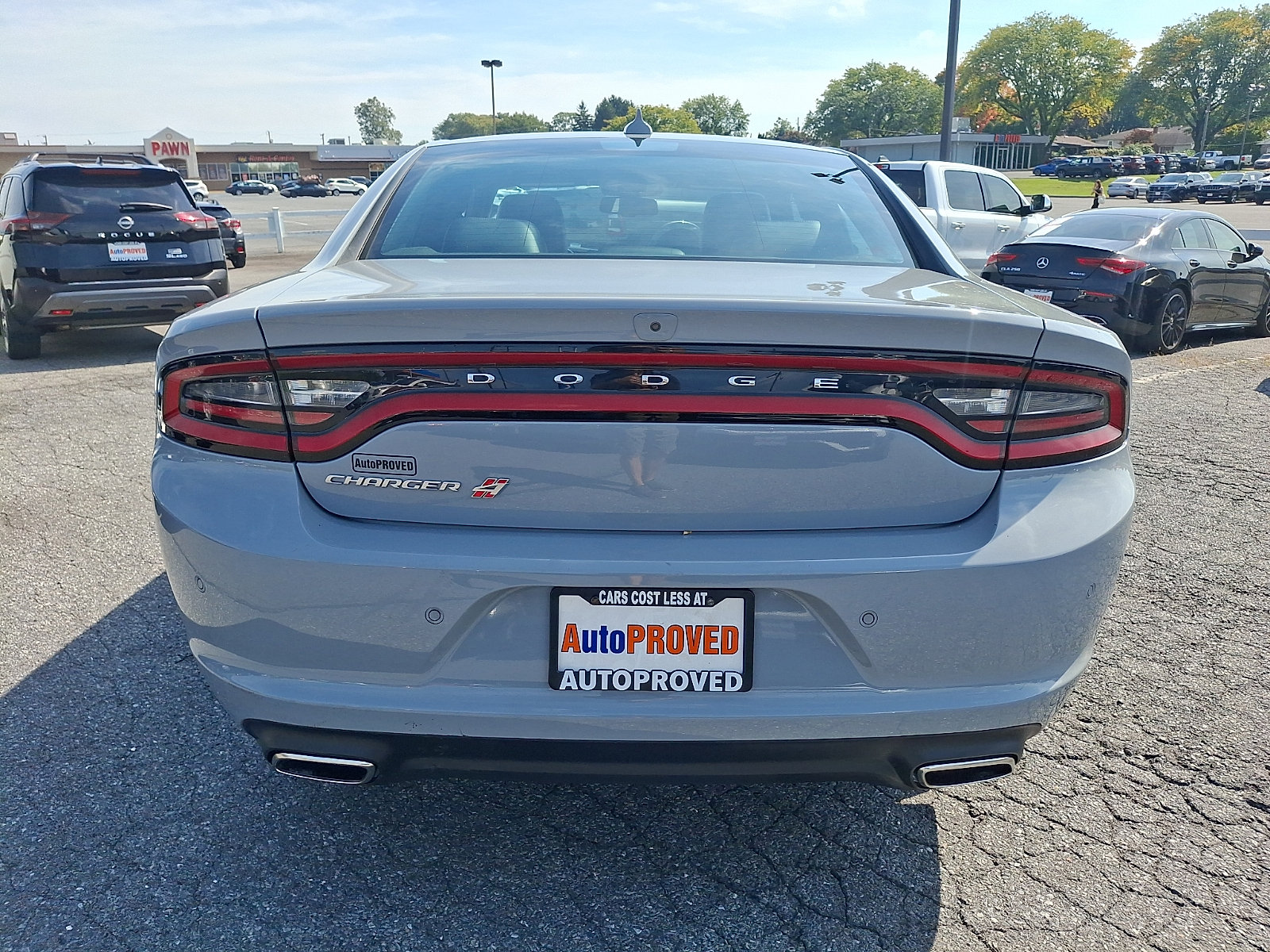 Used 2022 Dodge Charger SXT w/ Plus Group AWD/4WD image 5