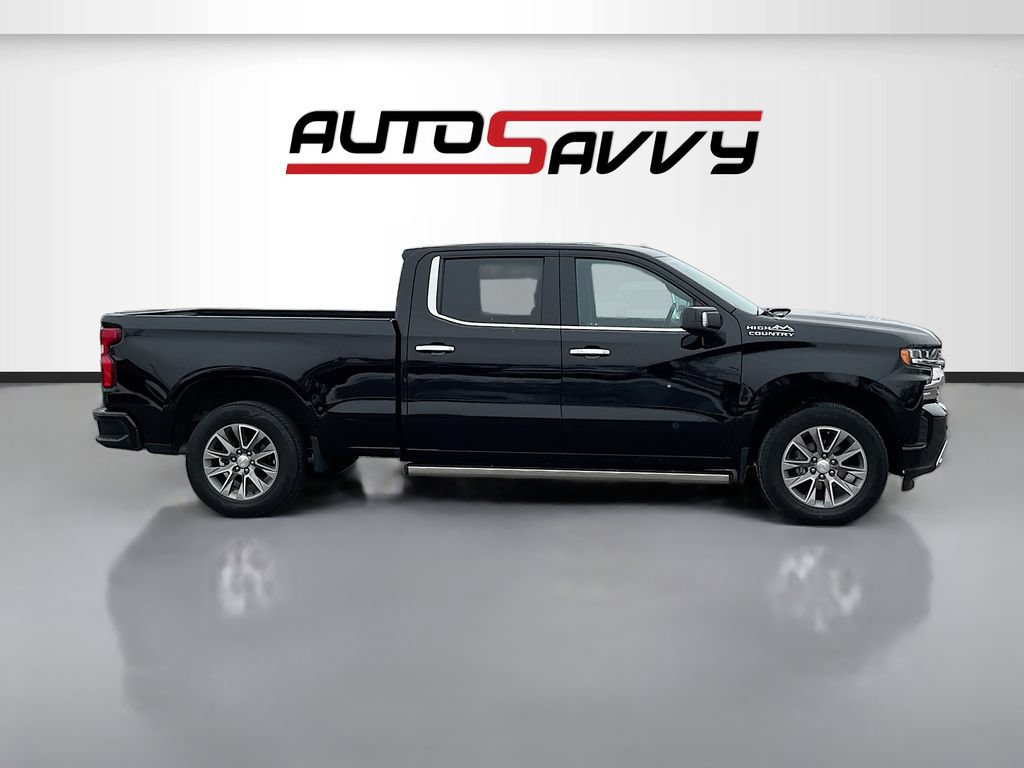 Used 2021 Chevrolet Silverado 1500 High Country w/ Technology Package AWD/4WD image 8