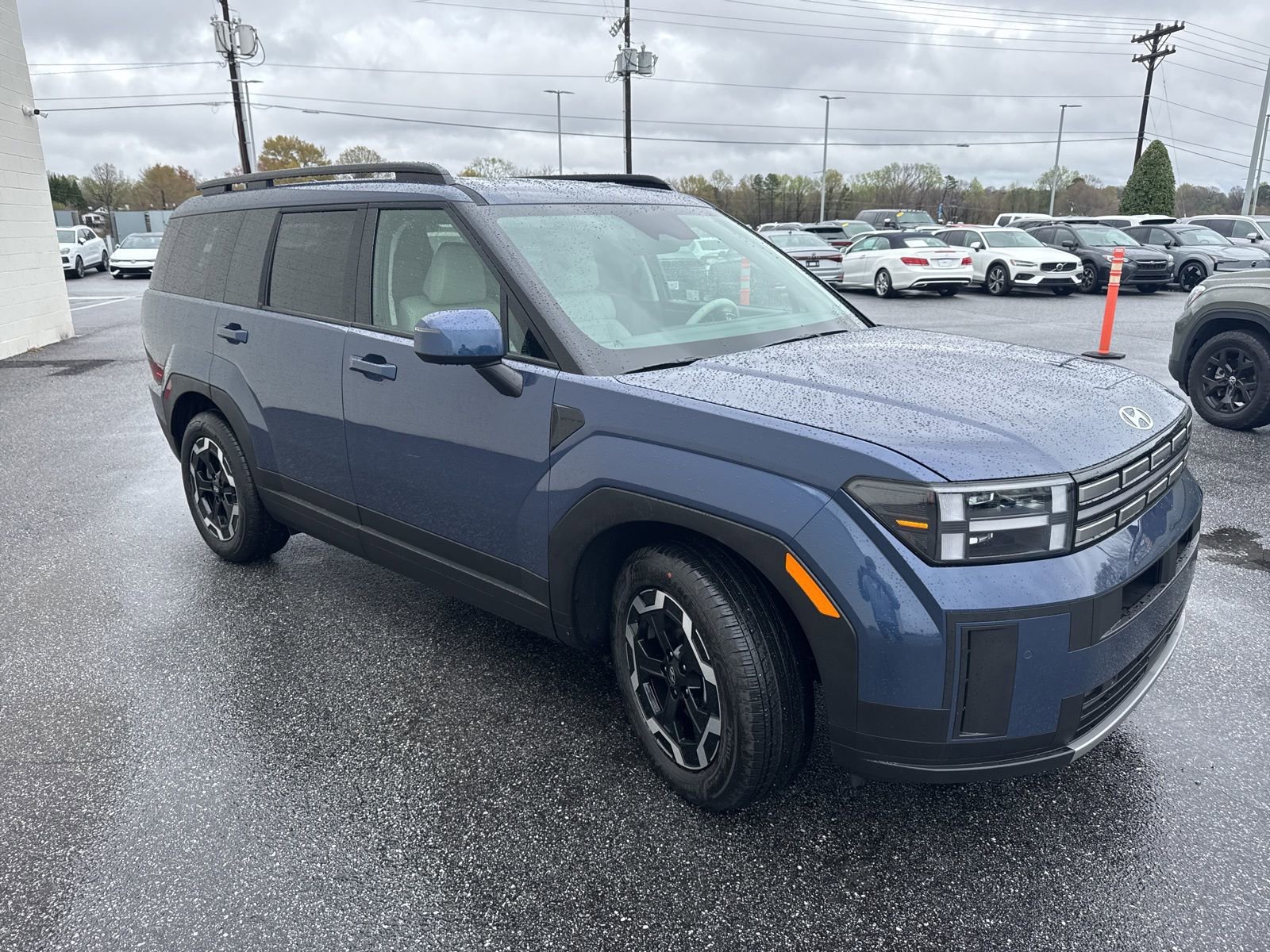 Used 2026 Hyundai Santa Fe SEL image 3