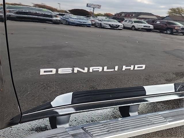 New 2026 GMC Sierra 2500 Denali w/ Denali Reserve Package AWD/4WD image 14
