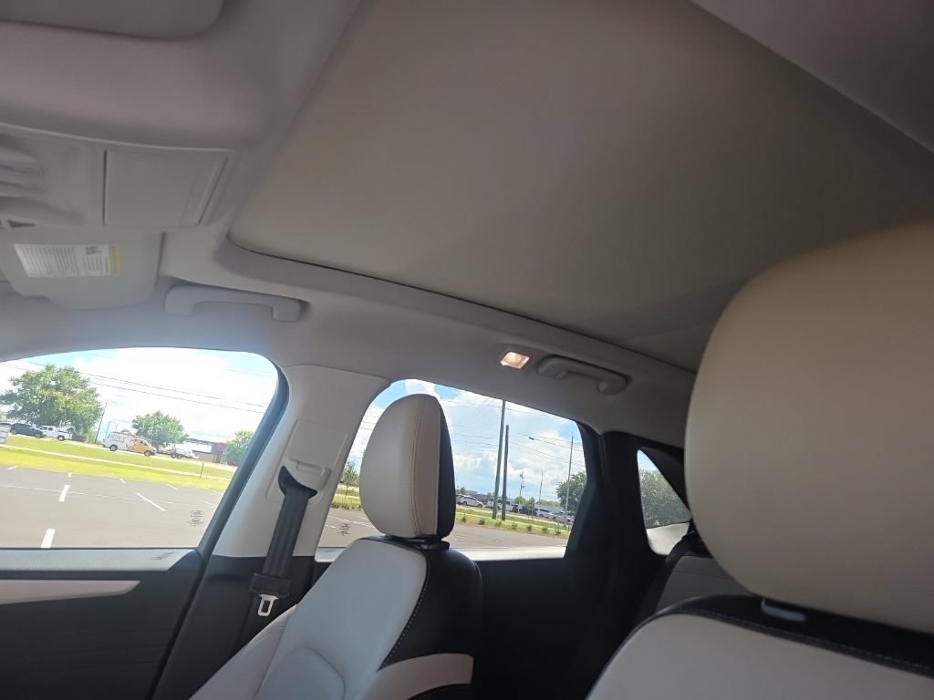 Used 2022 Ford Escape SEL FWD image 27