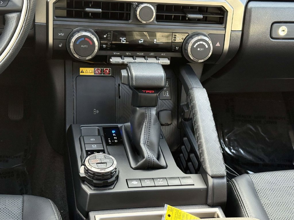 Used 2025 Toyota 4Runner TRD Off-Road Premium w/ Tow Technology Package AWD/4WD image 22