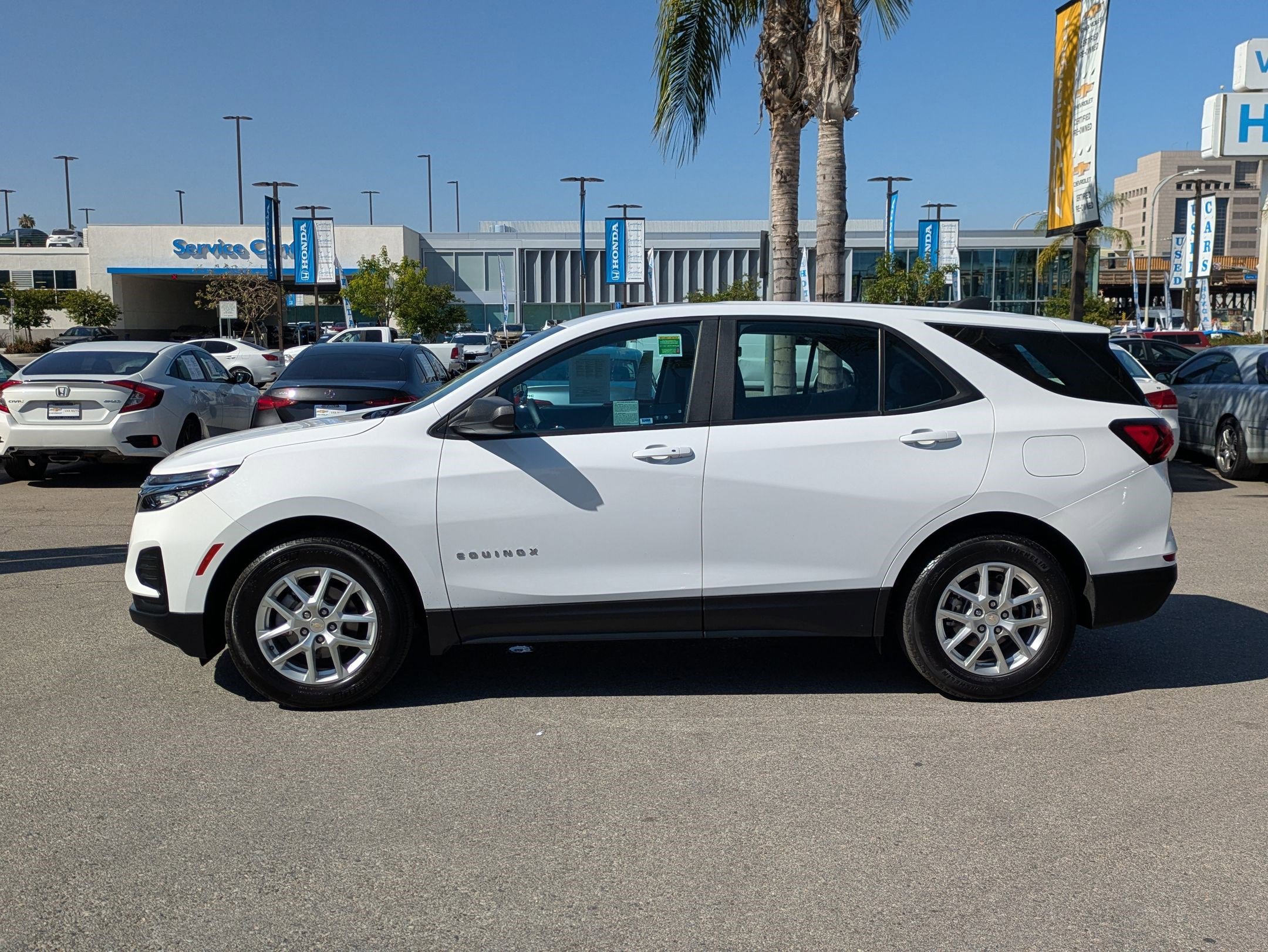 Used 2023 Chevrolet Equinox LS w/ LPO, Cargo Package image 8