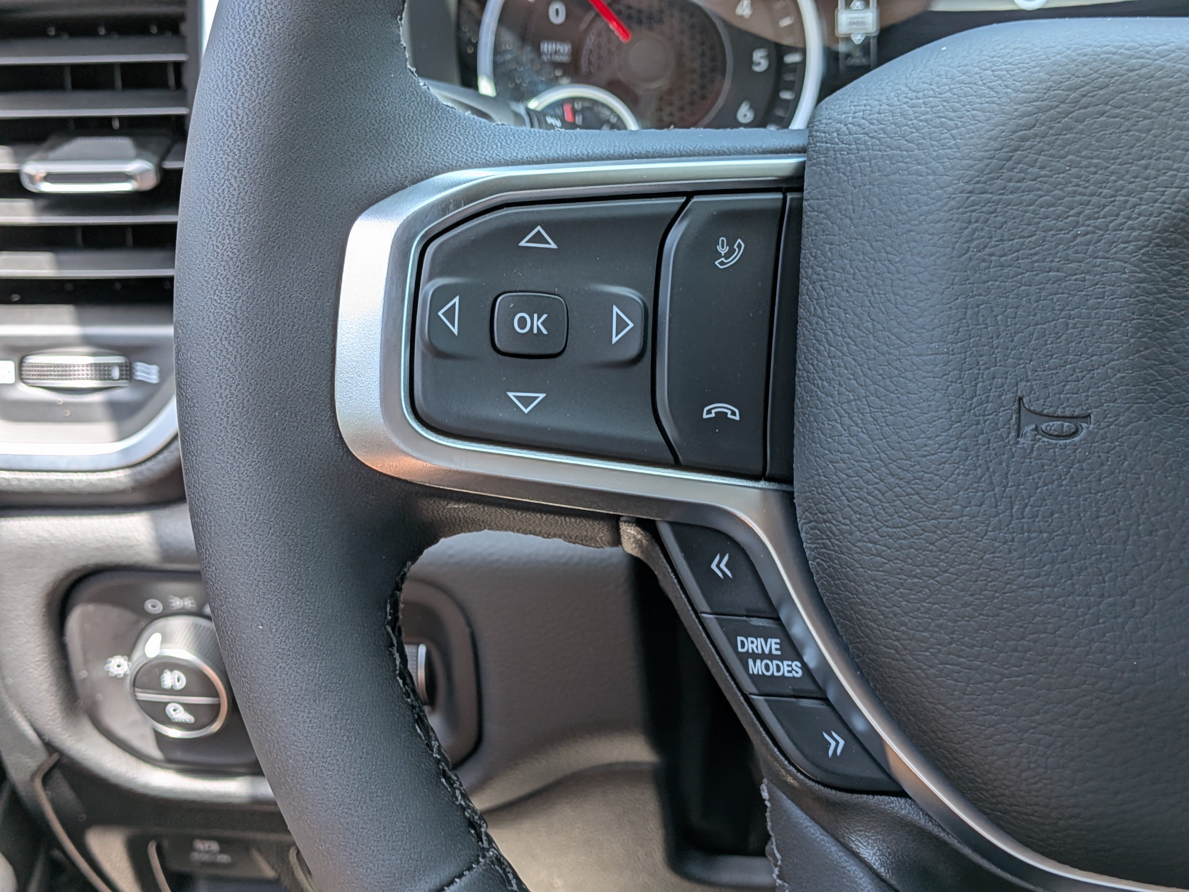 New 2026 RAM 1500 Express RWD image 23