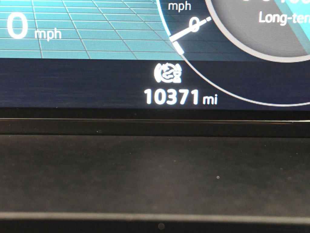 Used 2024 Volkswagen Atlas Cross Sport SE image 30