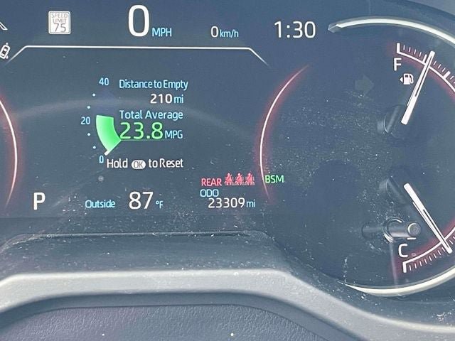 Used 2024 Toyota RAV4 XLE AWD/4WD image 29
