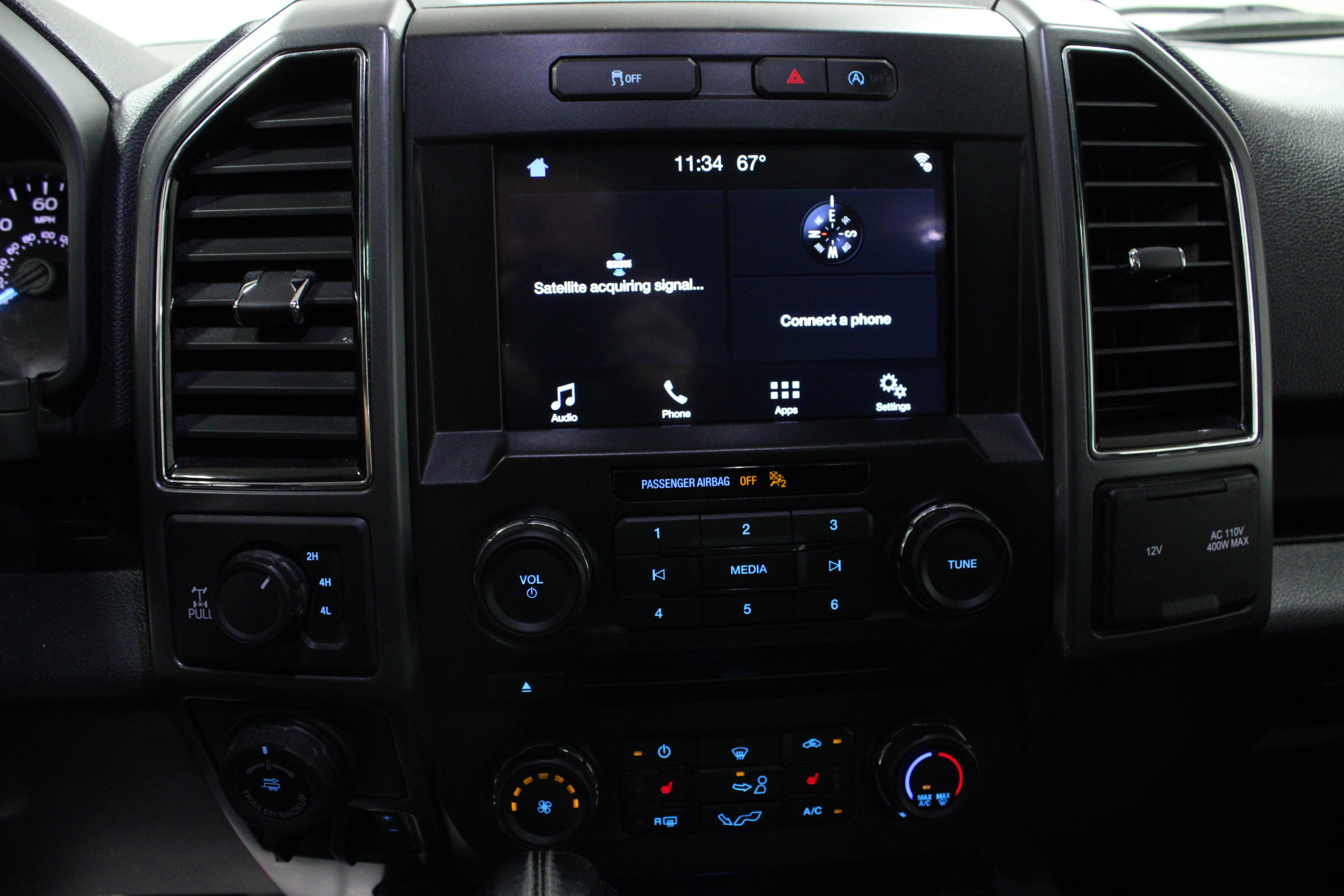 Used 2018 Ford F150 XLT w/ Equipment Group 302A Luxury AWD/4WD image 23