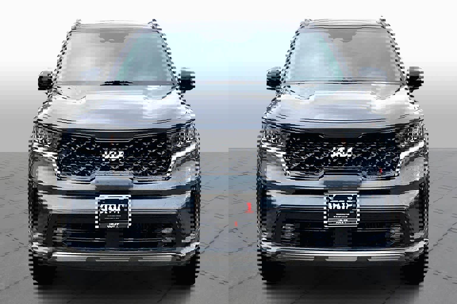 Used 2022 Kia Sorento EX w/ Panoramic Sunroof Package image 4