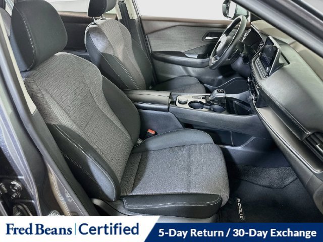 Used 2023 Nissan Rogue SV AWD/4WD image 14